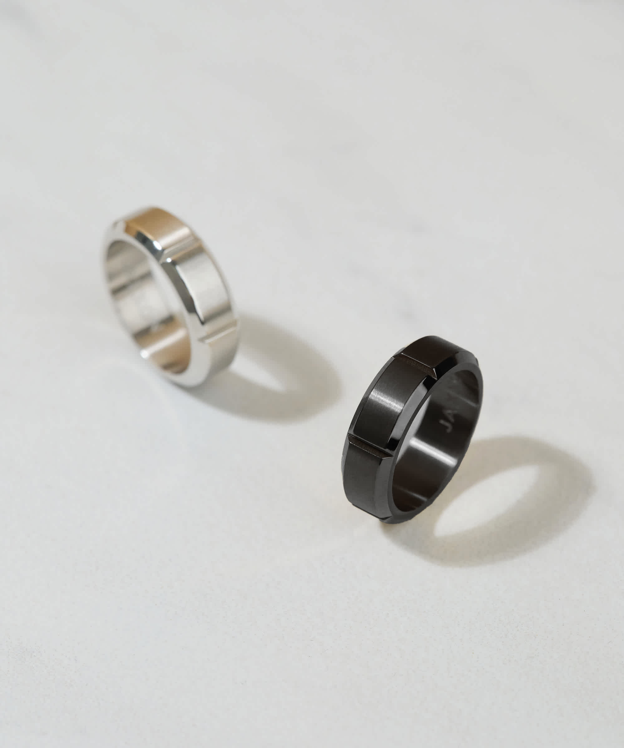 Engravable - Wilshire Ring Black