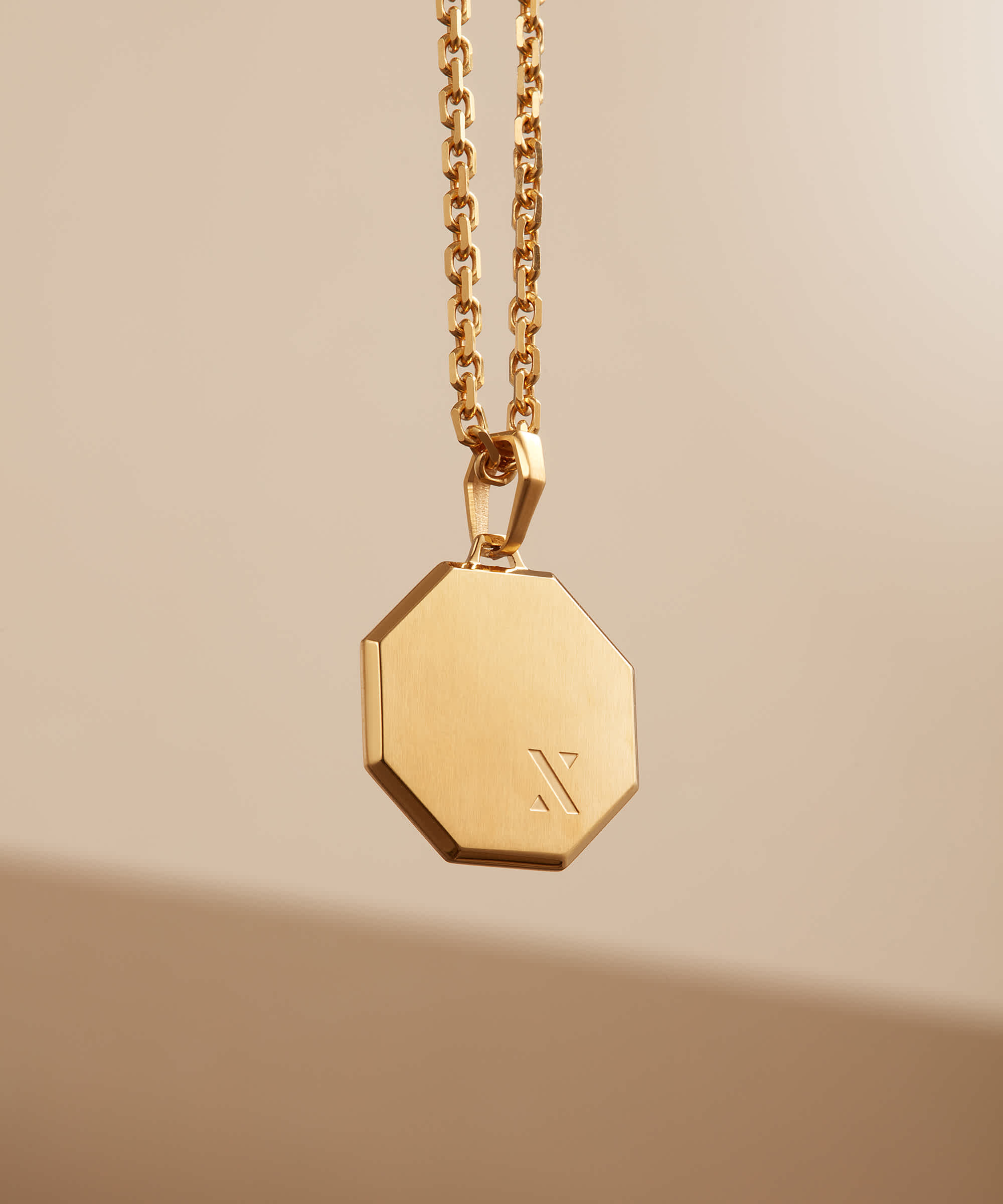 Chain Included - Combine Pendant Necklace Gold