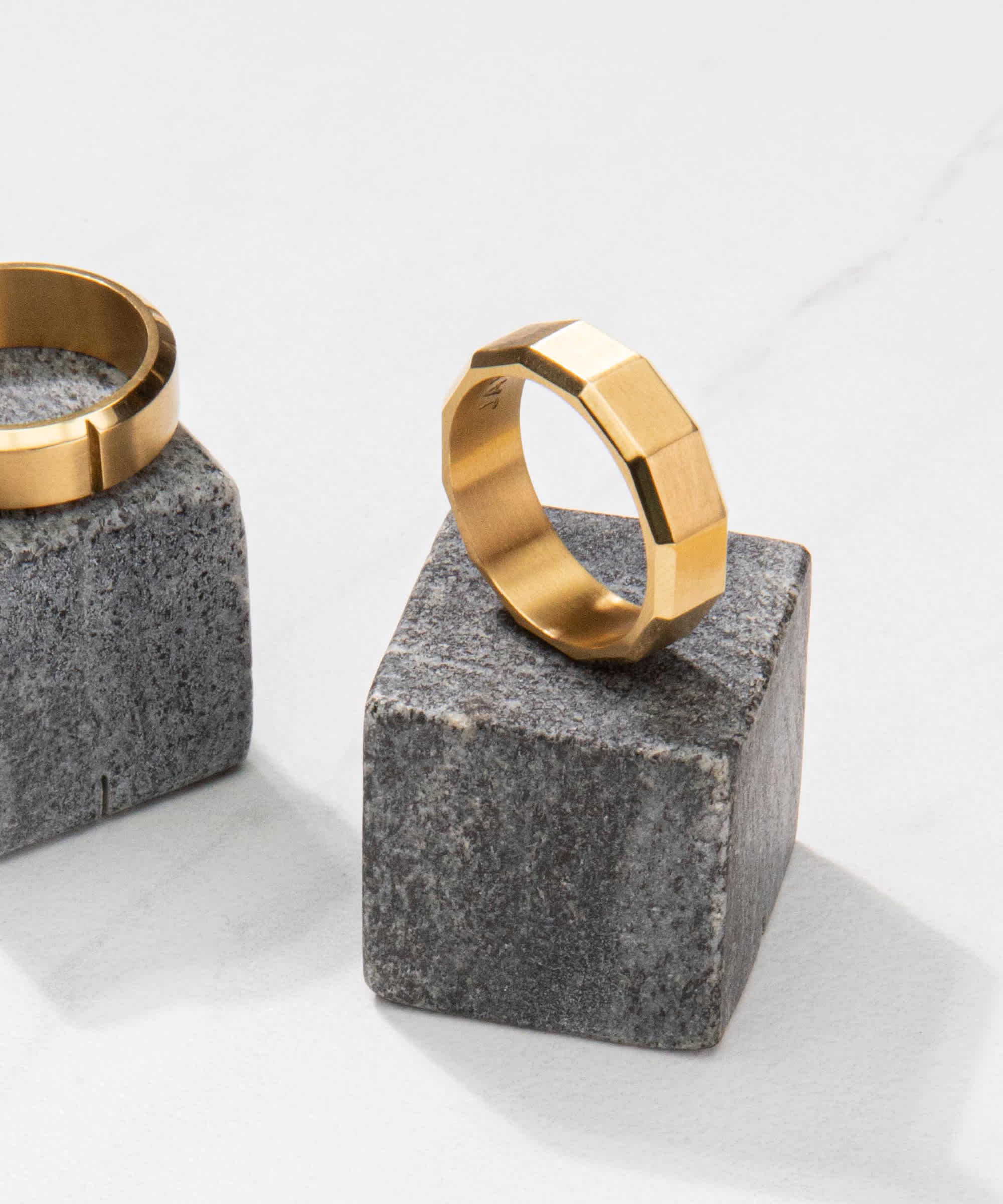 Modern Design - Gold Twelve Ring